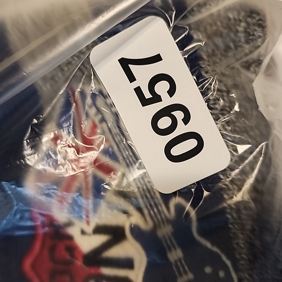 Gymboree Rock On boy hat size 5-7 New Stripes Guitar - Picture 7 of 7